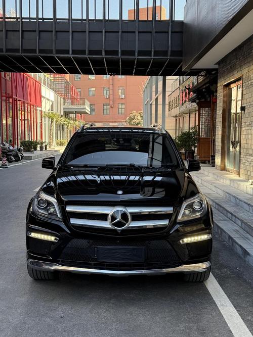 奔驰gl500落地价(奔驰gl500amg多少钱)