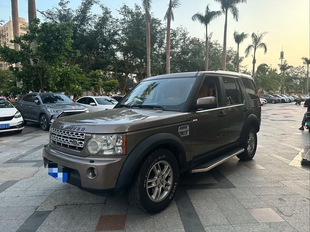 【路虎发现4二手价格,路虎发现四2手车报价】